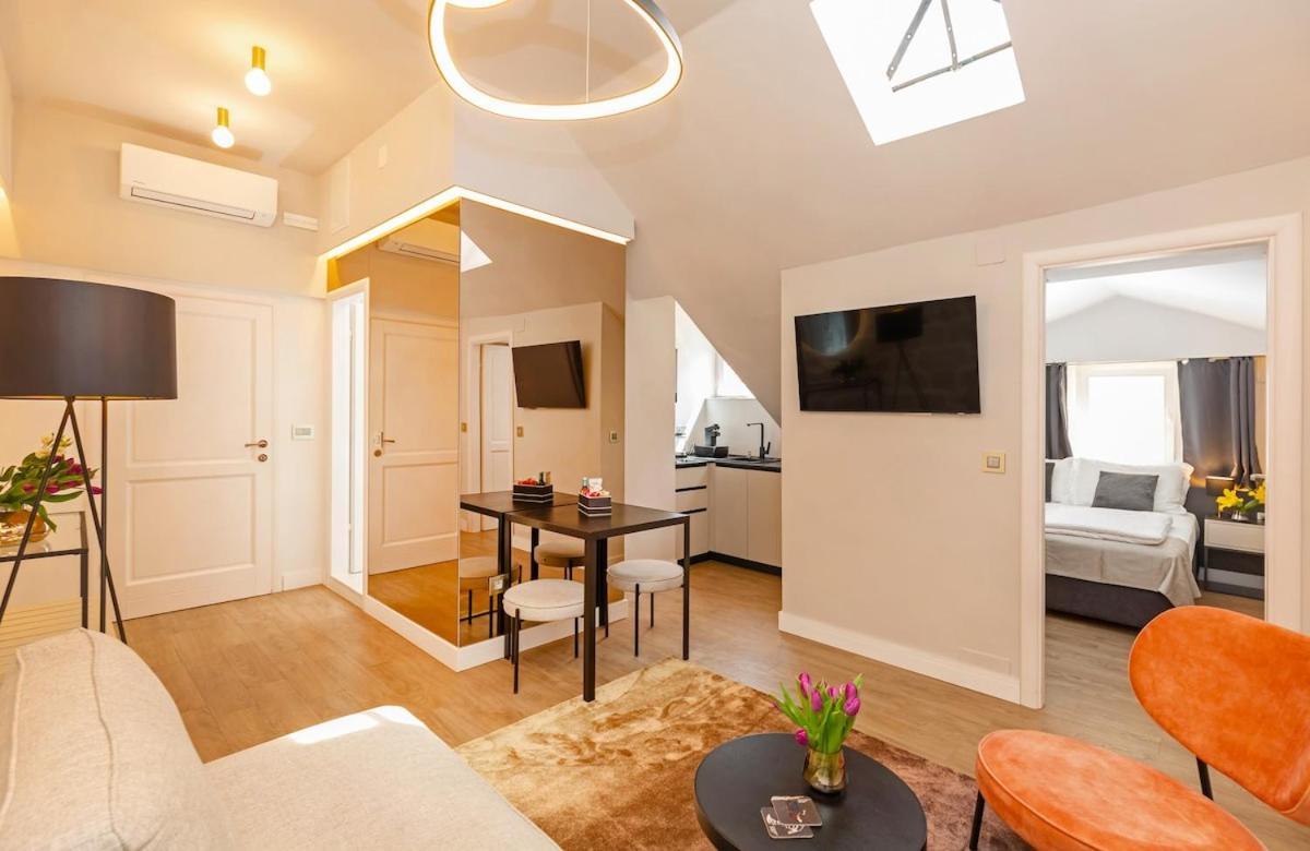 Old Town L Apartment Дубровник Екстер'єр фото